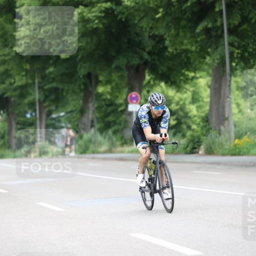 15.06.2025 - 7 Türme Triathlon Yannick Fuchs http://msf.ph/oto/8055588 15.06.2025 11:08:37 Radfahren 7 meine-sportfotos.de