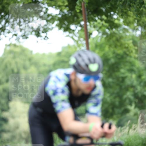 15.06.2025 - 7 Türme Triathlon Yannick Fuchs http://msf.ph/oto/8055592 15.06.2025 11:08:38 Radfahren  meine-sportfotos.de