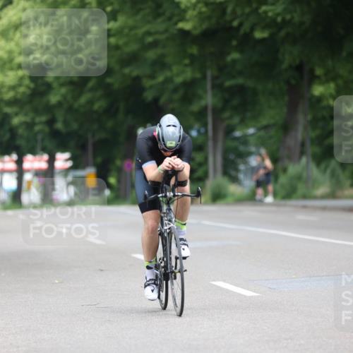 15.06.2025 - 7 Türme Triathlon Yannick Fuchs http://msf.ph/oto/8055615 15.06.2025 11:09:05 Radfahren  meine-sportfotos.de