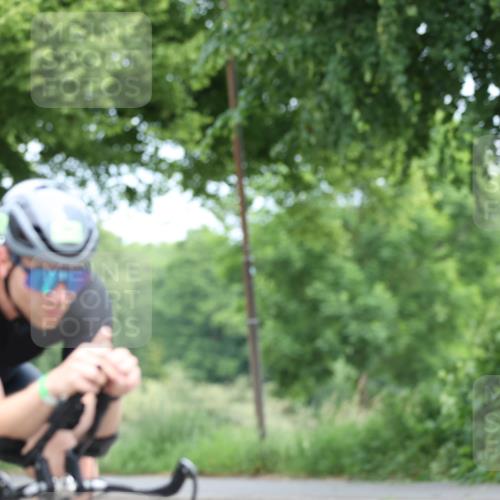 15.06.2025 - 7 Türme Triathlon Yannick Fuchs http://msf.ph/oto/8055620 15.06.2025 11:09:06 Radfahren  meine-sportfotos.de