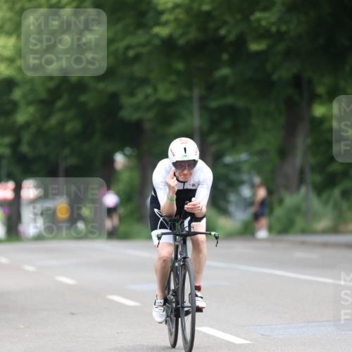15.06.2025 - 7 Türme Triathlon Yannick Fuchs http://msf.ph/oto/8055624 15.06.2025 11:09:16 Radfahren  meine-sportfotos.de