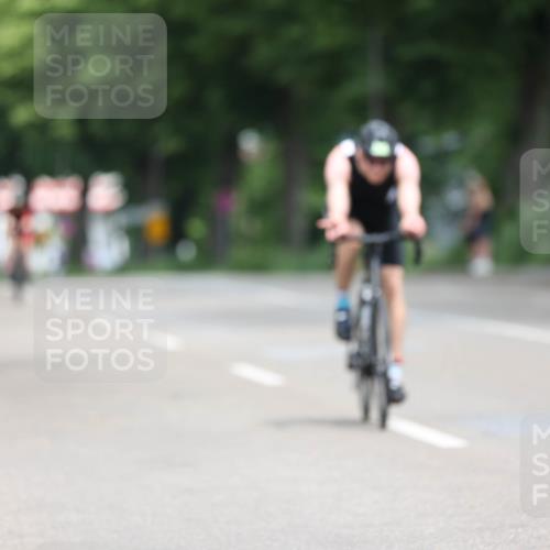 15.06.2025 - 7 Türme Triathlon Yannick Fuchs http://msf.ph/oto/8055633 15.06.2025 11:09:24 Radfahren 15 meine-sportfotos.de