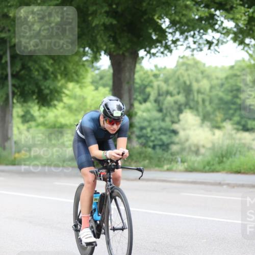 15.06.2025 - 7 Türme Triathlon Yannick Fuchs http://msf.ph/oto/8055661 15.06.2025 11:10:21 Radfahren 292 meine-sportfotos.de