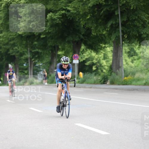 15.06.2025 - 7 Türme Triathlon Yannick Fuchs http://msf.ph/oto/8055667 15.06.2025 11:10:31 Radfahren  meine-sportfotos.de