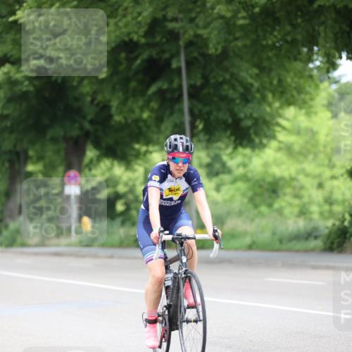 15.06.2025 - 7 Türme Triathlon Yannick Fuchs http://msf.ph/oto/8055677 15.06.2025 11:10:33 Radfahren  meine-sportfotos.de