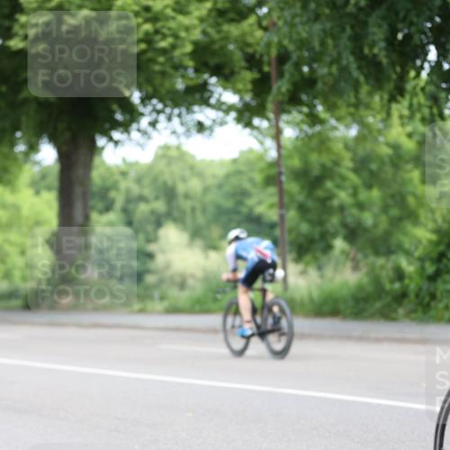 15.06.2025 - 7 Türme Triathlon Yannick Fuchs http://msf.ph/oto/8055682 15.06.2025 11:10:34 Radfahren  meine-sportfotos.de