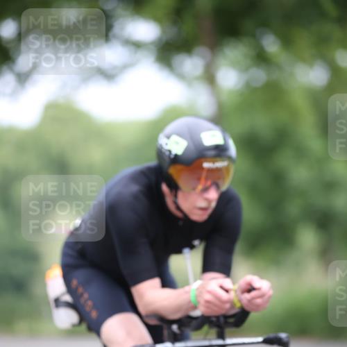 15.06.2025 - 7 Türme Triathlon Yannick Fuchs http://msf.ph/oto/8055699 15.06.2025 11:10:42 Radfahren  meine-sportfotos.de