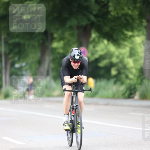 15.06.2025 - 7 Türme Triathlon Yannick Fuchs http://msf.ph/oto/8055707 15.06.2025 11:11:13 Radfahren  meine-sportfotos.de