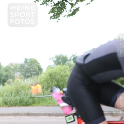 15.06.2025 - 7 Türme Triathlon Yannick Fuchs http://msf.ph/oto/8055716 15.06.2025 11:11:16 Radfahren  meine-sportfotos.de