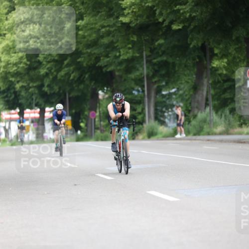 15.06.2025 - 7 Türme Triathlon Yannick Fuchs http://msf.ph/oto/8055717 15.06.2025 11:11:18 Radfahren  meine-sportfotos.de