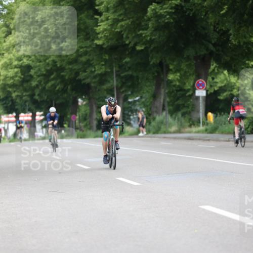 15.06.2025 - 7 Türme Triathlon Yannick Fuchs http://msf.ph/oto/8055719 15.06.2025 11:11:19 Radfahren  meine-sportfotos.de