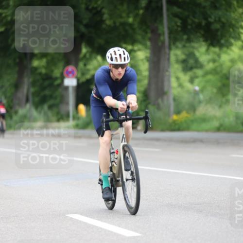 15.06.2025 - 7 Türme Triathlon Yannick Fuchs http://msf.ph/oto/8055726 15.06.2025 11:11:22 Radfahren  meine-sportfotos.de