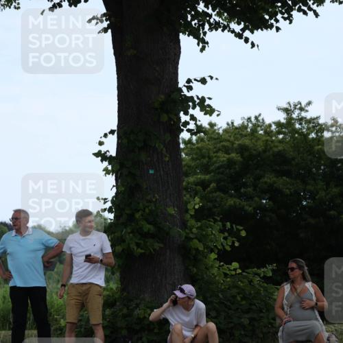15.06.2025 - 7 Türme Triathlon Yannick Fuchs http://msf.ph/oto/8055753 15.06.2025 11:11:29 Radfahren  meine-sportfotos.de