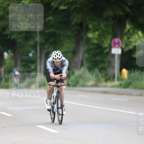 15.06.2025 - 7 Türme Triathlon Yannick Fuchs http://msf.ph/oto/8055796 15.06.2025 11:12:29 Radfahren  meine-sportfotos.de