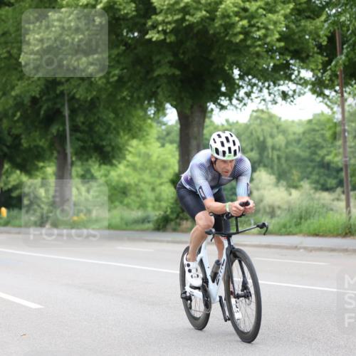 15.06.2025 - 7 Türme Triathlon Yannick Fuchs http://msf.ph/oto/8055802 15.06.2025 11:12:30 Radfahren  meine-sportfotos.de