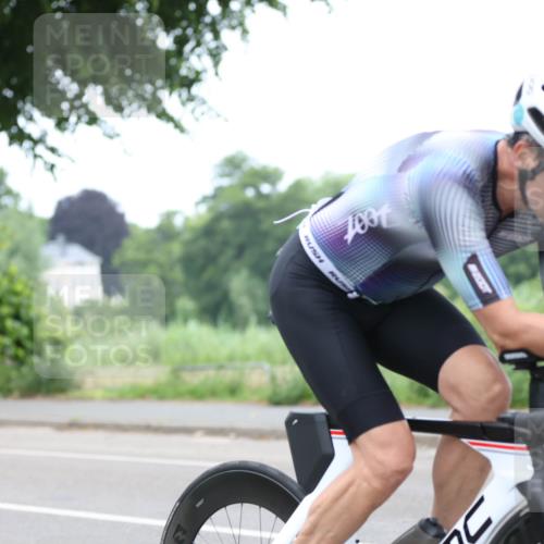 15.06.2025 - 7 Türme Triathlon Yannick Fuchs http://msf.ph/oto/8055805 15.06.2025 11:12:31 Radfahren  meine-sportfotos.de