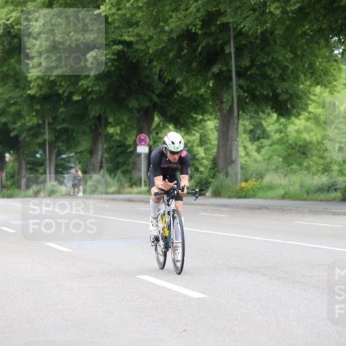 15.06.2025 - 7 Türme Triathlon Yannick Fuchs http://msf.ph/oto/8055809 15.06.2025 11:12:40 Radfahren 200 meine-sportfotos.de