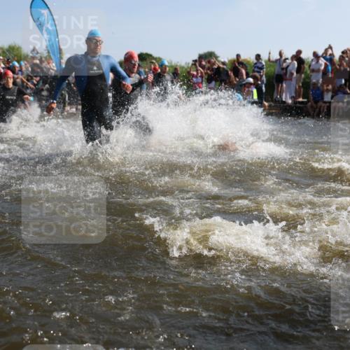 22.06.2025 - Viking Triathlon Michael Strokosch http://msf.ph/oto/8055865 22.06.2025 10:00:21 Schwimmen 2, 4, 6, 10, 14, 15, 28, 46, 49, 81, 100, 122, 175, 176, 286, 288, 329, 367, 420, 455, 473, 485, 521, 544, 557, 609, 610, 611, 617 meine-sportfotos.de