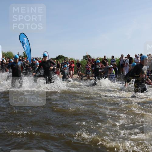 22.06.2025 - Viking Triathlon Michael Strokosch http://msf.ph/oto/8055879 22.06.2025 10:00:26 Schwimmen 1, 6, 10, 13, 14, 15, 28, 30, 46, 49, 52, 81, 152, 175, 176, 198, 230, 286, 288, 367, 374, 420, 455, 473, 534, 544, 557, 610, 611, 617, 661 meine-sportfotos.de