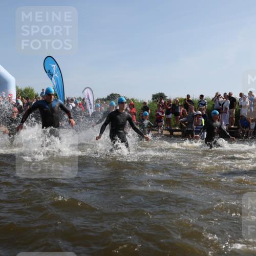 22.06.2025 - Viking Triathlon Michael Strokosch http://msf.ph/oto/8055881 22.06.2025 10:00:27 Schwimmen 1, 6, 10, 13, 14, 15, 28, 30, 46, 49, 52, 81, 152, 175, 176, 198, 230, 286, 288, 367, 374, 420, 455, 473, 534, 557, 610, 611, 617, 661 meine-sportfotos.de