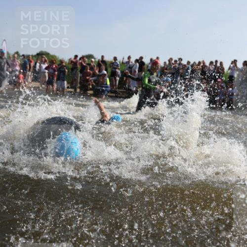 22.06.2025 - Viking Triathlon Michael Strokosch http://msf.ph/oto/8055907 22.06.2025 10:00:41 Schwimmen 7, 8, 9, 11, 45, 87, 145, 178, 184, 196, 200, 289, 306, 368, 401, 414, 491, 526, 612, 613, 616, 623, 628, 630, 641, 642, 651 meine-sportfotos.de