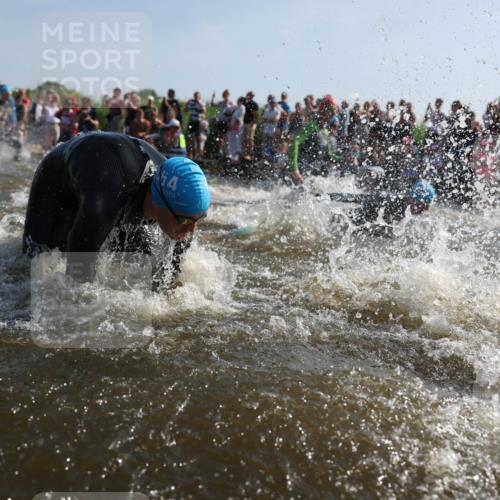 22.06.2025 - Viking Triathlon Michael Strokosch http://msf.ph/oto/8055908 22.06.2025 10:00:41 Schwimmen 7, 8, 9, 11, 45, 87, 145, 178, 184, 196, 200, 289, 306, 368, 401, 414, 491, 526, 612, 613, 616, 623, 628, 630, 641, 642, 651 meine-sportfotos.de