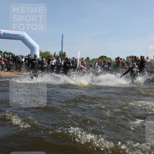 22.06.2025 - Viking Triathlon Michael Strokosch http://msf.ph/oto/8055944 22.06.2025 10:00:59 Schwimmen 12, 50, 63, 90, 113, 124, 236, 243, 294, 300, 347, 350, 384, 458, 658 meine-sportfotos.de