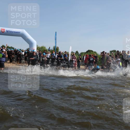 22.06.2025 - Viking Triathlon Michael Strokosch http://msf.ph/oto/8055946 22.06.2025 10:00:59 Schwimmen 12, 50, 63, 90, 113, 124, 236, 243, 294, 300, 347, 350, 384, 458, 658 meine-sportfotos.de