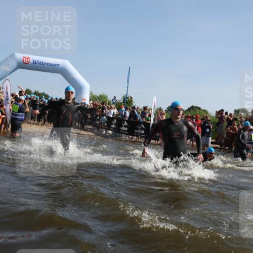 22.06.2025 - Viking Triathlon Michael Strokosch http://msf.ph/oto/8055967 22.06.2025 10:01:05 Schwimmen 12, 50, 63, 113, 124, 131, 147, 236, 294, 330, 347, 350, 443, 458, 488 meine-sportfotos.de