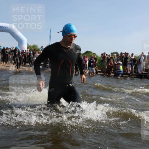 22.06.2025 - Viking Triathlon Michael Strokosch http://msf.ph/oto/8055976 22.06.2025 10:01:07 Schwimmen 12, 50, 63, 113, 124, 131, 147, 236, 294, 330, 347, 350, 443, 458, 488 meine-sportfotos.de