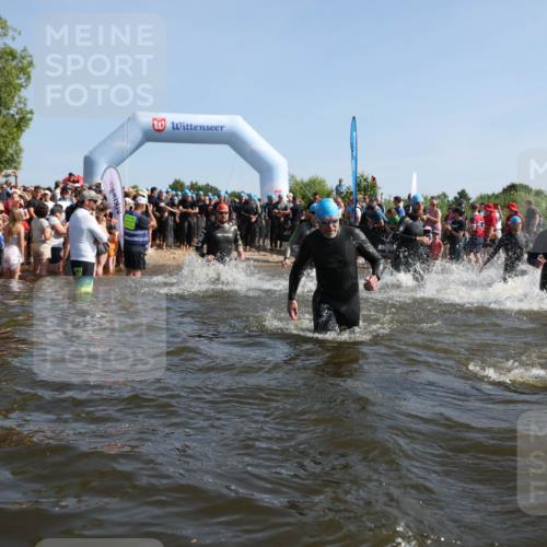 22.06.2025 - Viking Triathlon Michael Strokosch http://msf.ph/oto/8056000 22.06.2025 10:01:19 Schwimmen 38, 53, 173, 203, 214, 216, 224, 284, 287, 311, 330, 341, 393, 444, 643 meine-sportfotos.de