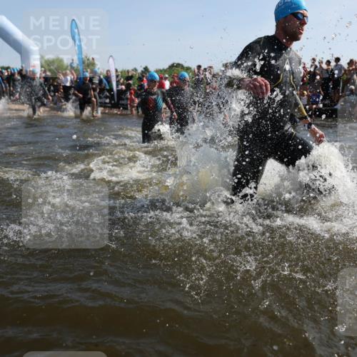 22.06.2025 - Viking Triathlon Michael Strokosch http://msf.ph/oto/8056062 22.06.2025 10:01:33 Schwimmen 99, 162, 203, 216, 224, 226, 237, 272, 381, 393, 399, 461, 507, 510, 626 meine-sportfotos.de