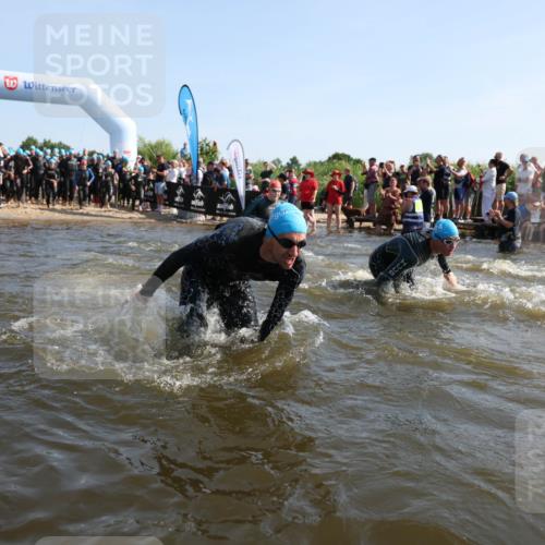 22.06.2025 - Viking Triathlon Michael Strokosch http://msf.ph/oto/8056078 22.06.2025 10:01:37 Schwimmen 19, 99, 162, 226, 237, 272, 320, 344, 399, 438, 461, 507, 510, 604, 626 meine-sportfotos.de