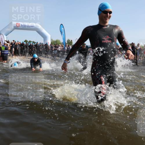 22.06.2025 - Viking Triathlon Michael Strokosch http://msf.ph/oto/8056111 22.06.2025 10:01:45 Schwimmen 19, 33, 125, 158, 170, 271, 310, 320, 344, 355, 438, 496, 555, 604, 618 meine-sportfotos.de