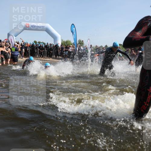 22.06.2025 - Viking Triathlon Michael Strokosch http://msf.ph/oto/8056113 22.06.2025 10:01:45 Schwimmen 19, 33, 125, 158, 170, 271, 310, 320, 344, 355, 438, 496, 555, 604, 618 meine-sportfotos.de