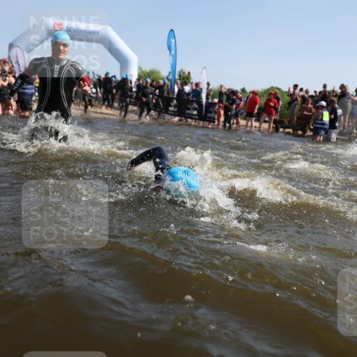 22.06.2025 - Viking Triathlon Michael Strokosch http://msf.ph/oto/8056116 22.06.2025 10:01:47 Schwimmen 19, 33, 125, 158, 170, 271, 310, 320, 344, 355, 438, 496, 555, 604, 618 meine-sportfotos.de
