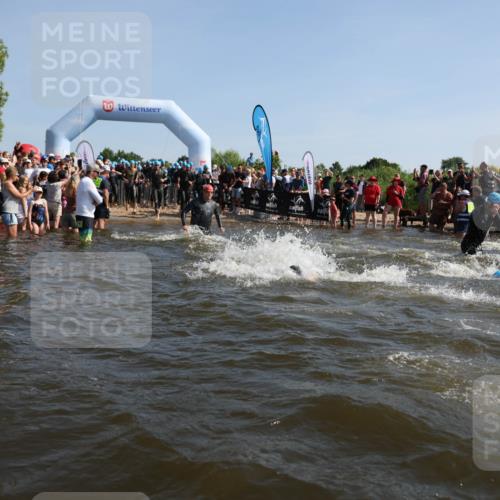 22.06.2025 - Viking Triathlon Michael Strokosch http://msf.ph/oto/8056121 22.06.2025 10:01:52 Schwimmen 3, 17, 33, 80, 91, 125, 158, 170, 271, 304, 310, 355, 496, 555, 618 meine-sportfotos.de