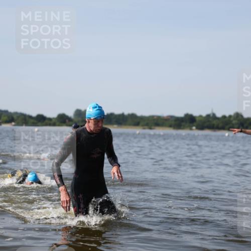 22.06.2025 - Viking Triathlon Michael Strokosch http://msf.ph/oto/8056141 22.06.2025 10:29:58 Schwimmen 175, 203, 264, 299, 374, 473 meine-sportfotos.de