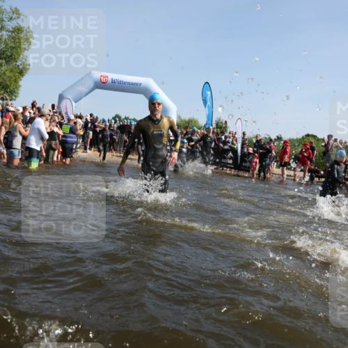22.06.2025 - Viking Triathlon Michael Strokosch http://msf.ph/oto/8056150 22.06.2025 10:01:58 Schwimmen 3, 17, 80, 91, 125, 158, 271, 278, 299, 304, 355, 435, 449, 551, 618 meine-sportfotos.de