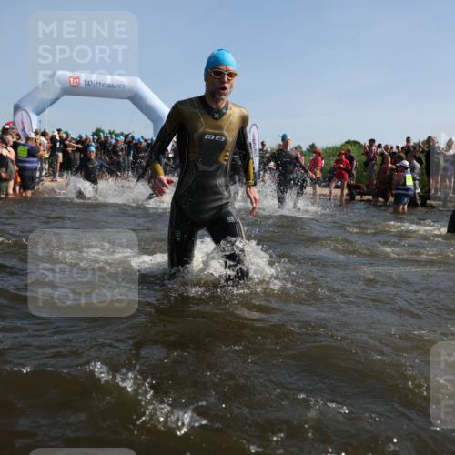 22.06.2025 - Viking Triathlon Michael Strokosch http://msf.ph/oto/8056157 22.06.2025 10:01:59 Schwimmen 3, 17, 80, 91, 127, 137, 278, 299, 304, 365, 415, 435, 449, 551, 618 meine-sportfotos.de