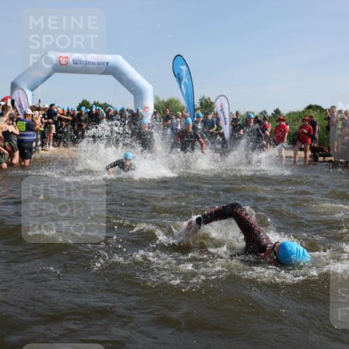 22.06.2025 - Viking Triathlon Michael Strokosch http://msf.ph/oto/8056174 22.06.2025 10:02:09 Schwimmen 21, 107, 127, 137, 139, 149, 207, 247, 309, 365, 382, 387, 415, 492, 522 meine-sportfotos.de