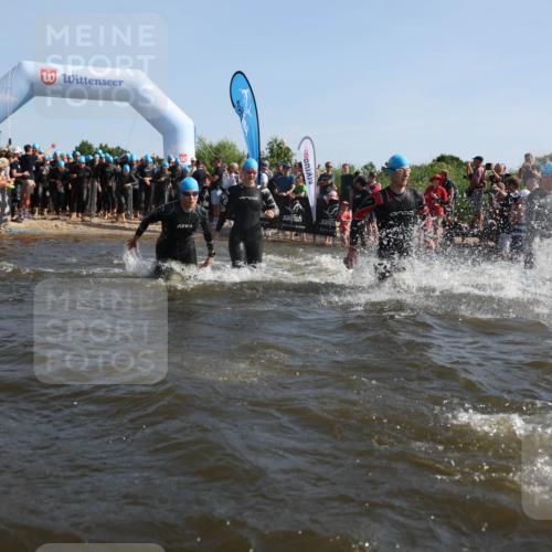 22.06.2025 - Viking Triathlon Michael Strokosch http://msf.ph/oto/8056178 22.06.2025 10:02:11 Schwimmen 21, 107, 127, 137, 139, 149, 207, 247, 309, 365, 382, 387, 415, 492, 522 meine-sportfotos.de