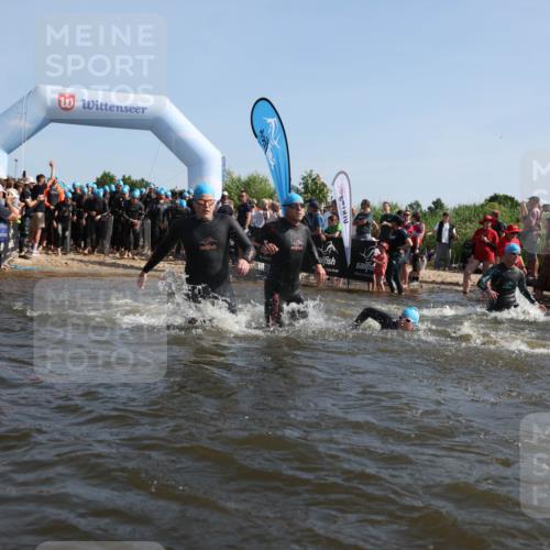 22.06.2025 - Viking Triathlon Michael Strokosch http://msf.ph/oto/8056194 22.06.2025 10:02:16 Schwimmen 21, 75, 107, 139, 149, 207, 247, 255, 309, 331, 382, 387, 464, 469, 522 meine-sportfotos.de