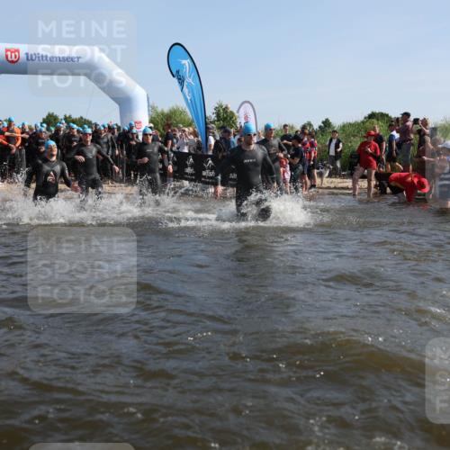 22.06.2025 - Viking Triathlon Michael Strokosch http://msf.ph/oto/8056209 22.06.2025 10:02:20 Schwimmen 21, 75, 78, 103, 139, 180, 207, 255, 265, 283, 309, 331, 382, 464, 469 meine-sportfotos.de