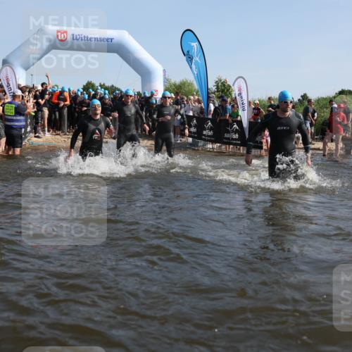 22.06.2025 - Viking Triathlon Michael Strokosch http://msf.ph/oto/8056215 22.06.2025 10:02:21 Schwimmen 21, 75, 78, 103, 139, 180, 207, 255, 265, 283, 309, 331, 382, 464, 469 meine-sportfotos.de