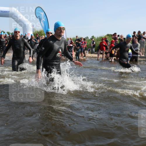 22.06.2025 - Viking Triathlon Michael Strokosch http://msf.ph/oto/8056229 22.06.2025 10:02:23 Schwimmen 21, 75, 78, 103, 139, 180, 207, 255, 265, 283, 309, 331, 382, 464, 469 meine-sportfotos.de
