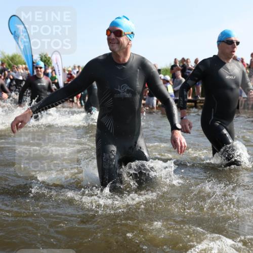 22.06.2025 - Viking Triathlon Michael Strokosch http://msf.ph/oto/8056245 22.06.2025 10:02:26 Schwimmen 75, 78, 103, 180, 188, 189, 255, 265, 283, 331, 464, 469, 520, 532, 549 meine-sportfotos.de