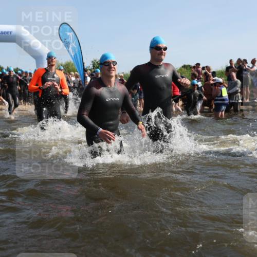 22.06.2025 - Viking Triathlon Michael Strokosch http://msf.ph/oto/8056253 22.06.2025 10:02:28 Schwimmen 75, 78, 103, 180, 188, 189, 255, 265, 283, 297, 331, 464, 469, 520, 532, 549 meine-sportfotos.de