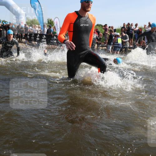 22.06.2025 - Viking Triathlon Michael Strokosch http://msf.ph/oto/8056261 22.06.2025 10:02:30 Schwimmen 78, 103, 114, 180, 188, 189, 193, 265, 283, 297, 513, 520, 532, 546, 549 meine-sportfotos.de