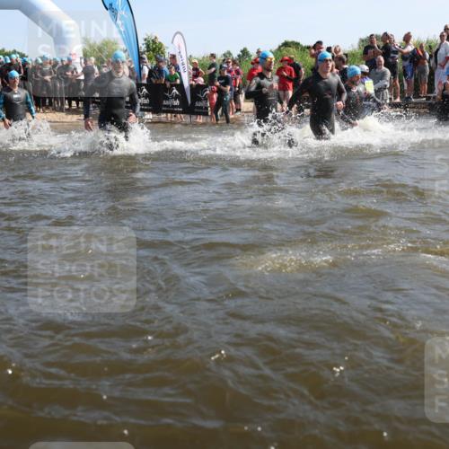 22.06.2025 - Viking Triathlon Michael Strokosch http://msf.ph/oto/8056277 22.06.2025 10:02:35 Schwimmen 114, 161, 188, 189, 193, 264, 297, 366, 427, 429, 513, 520, 532, 546, 549 meine-sportfotos.de